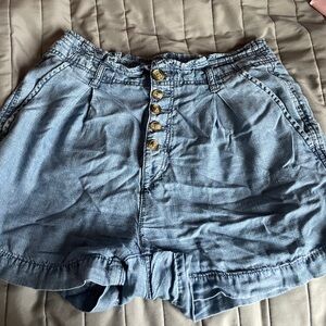 American Eagle Loose Shorts
